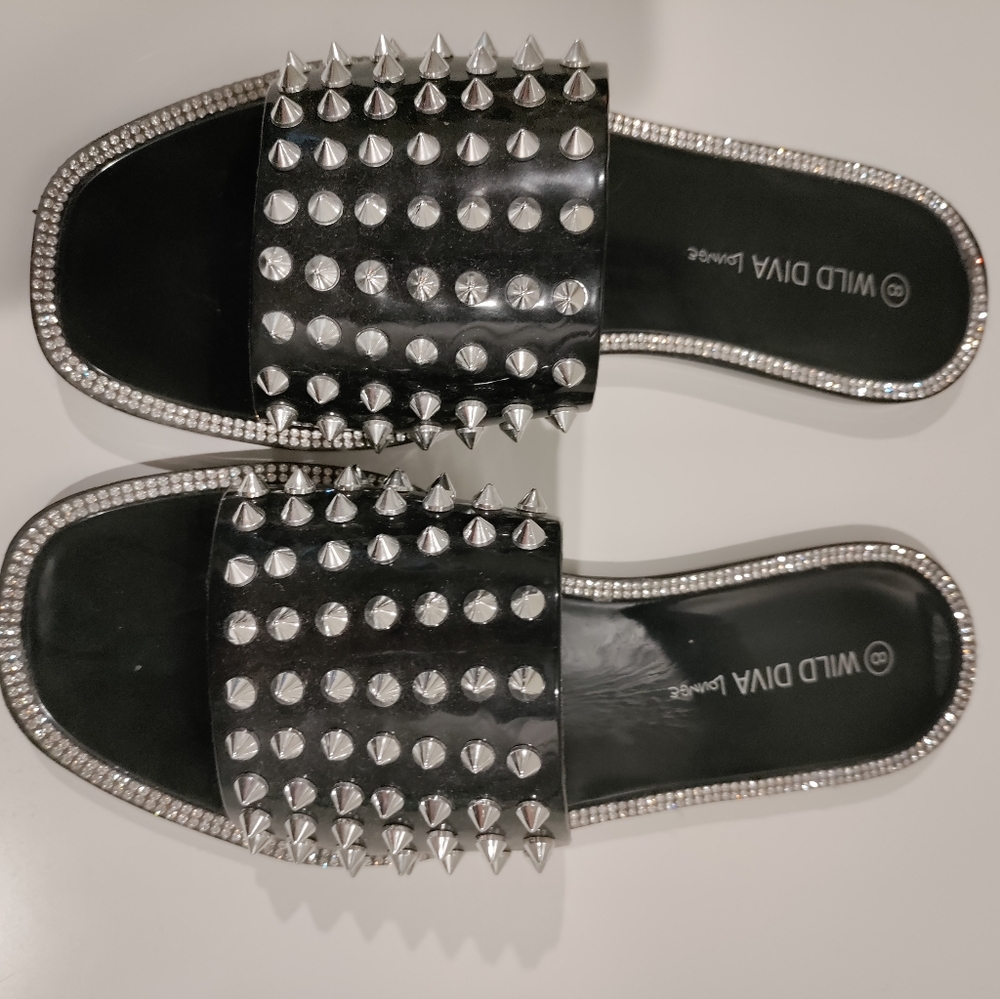 Black Silver Flats